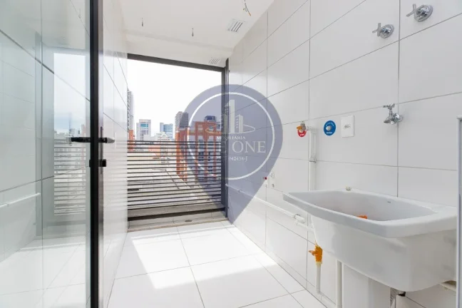 Imagem Apartamento à venda em Pinheiros, São Paulo-SP: 3 quartos, 2 salas, 5 banheiros, 2 vagas de garagem, 164,00 m² de área.