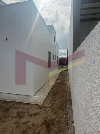 Imagem Casa 2/4 sendo uma suite no Jardim dos Girrassois