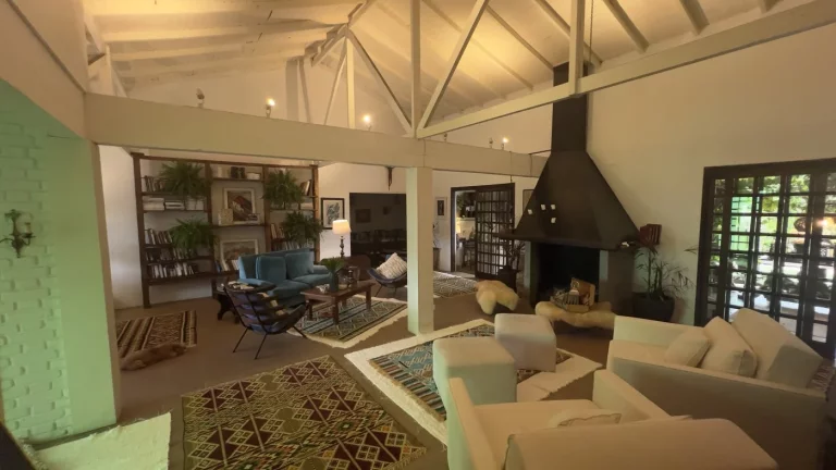 Imagem Casa para Venda em Florianópolis / SC no bairro Barra da Lagoa