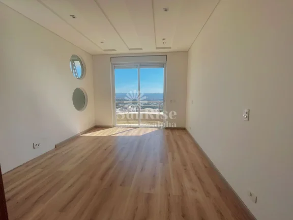 Imagem Casa à Venda Gênesis 2 | 704 m² AC - 607 m² Terreno - 5 suítes | R$7.500.000 - Santana de Parnaíba/SP