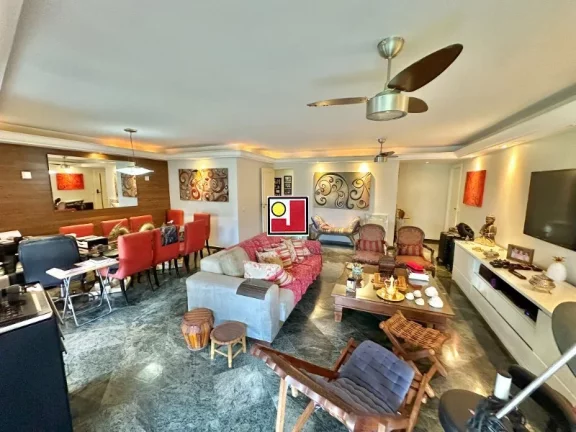 Imagem Vendo 3Q(1Ste) prédio luxuoso na Alfredo Russel, repleto armários, reformado, 2 vg, R$4.000.000, sauna, parquinho, salão festas, ginastica, cp futebol