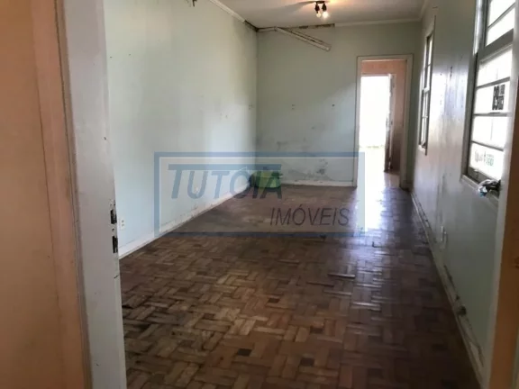 Imagem CASA COM 4 QUARTOS A ALGUNS METROS DO METRÔ ANA ROSA