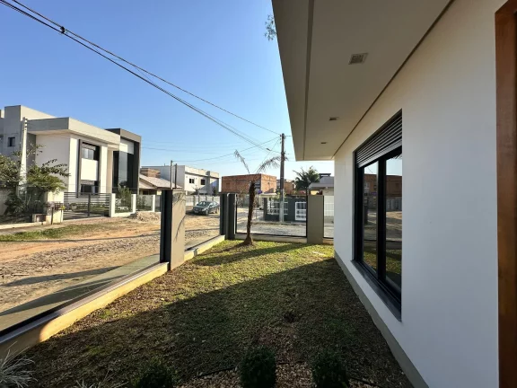 Imagem Triplex à venda em Passo de Torres, Centro, com 3 quartos, 180m²
