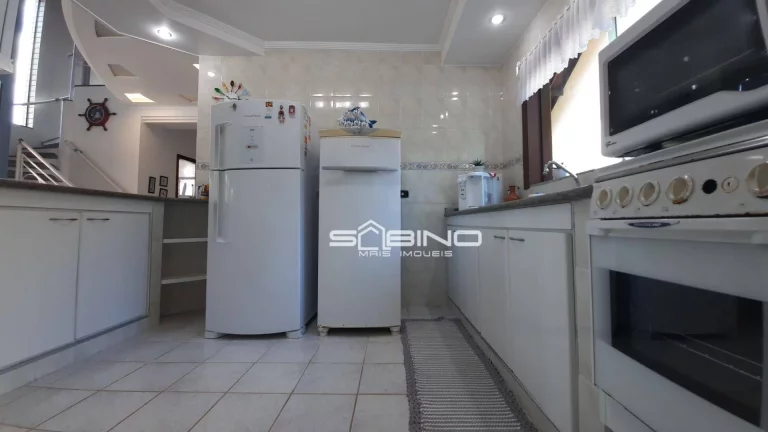 Imagem Casa para à venda na Riviera, com 4 dormitórios sendo 4 suítes, 402m² área útil 3 vagas