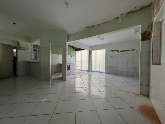 Imagem Casa à venda no Bairro Salgado Filho - Espaçosa e Aconchegante!