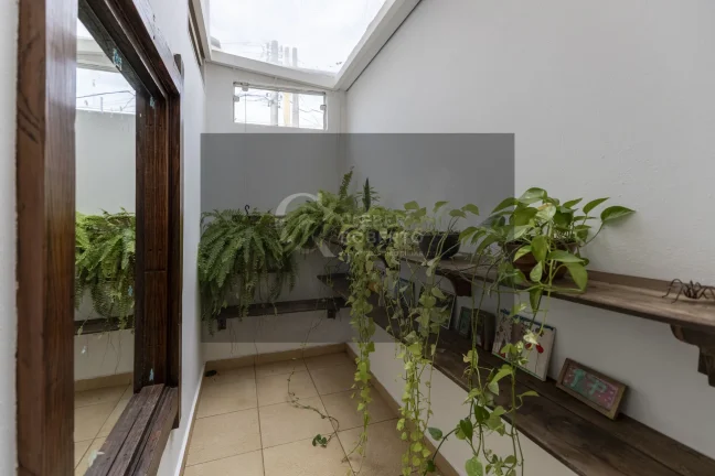 Imagem Sobrado à venda com Vista Deslumbrante e Lazer Com 250m² de terreno e 208m²