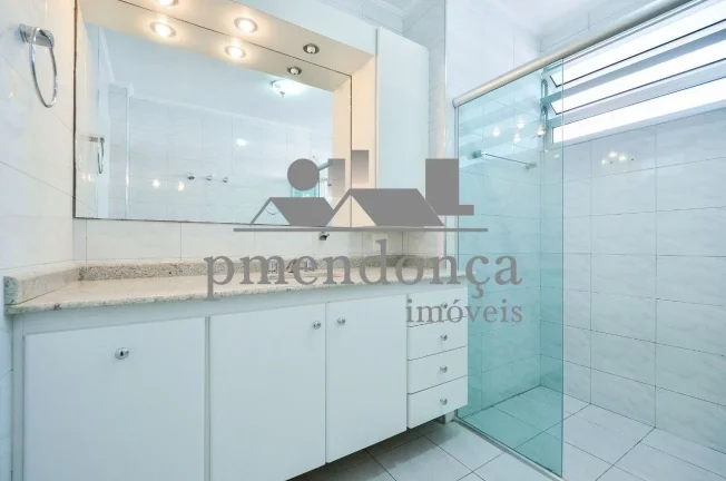 Imagem Apartamento em Higienopolis com 3 quartos (1 sui­te) e 1 vaga, 209m²