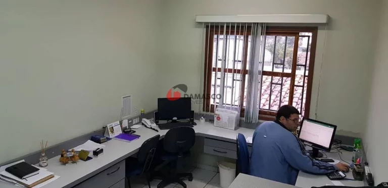 Imagem Sobrado à venda 3 Quartos, 1 Suite, 2 Vagas, 165M², Vila Mazzei, Santo André - SP