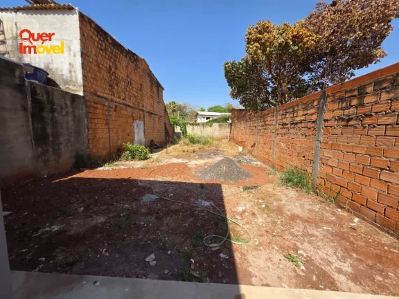 Imagem Imperdível casa à venda em Ribeirão Preto-SP, Parque dos Flamboyans: 2 quartos, 1 suíte, 1 sala, 2 banheiros, 2 vaga, 81,81 m²!