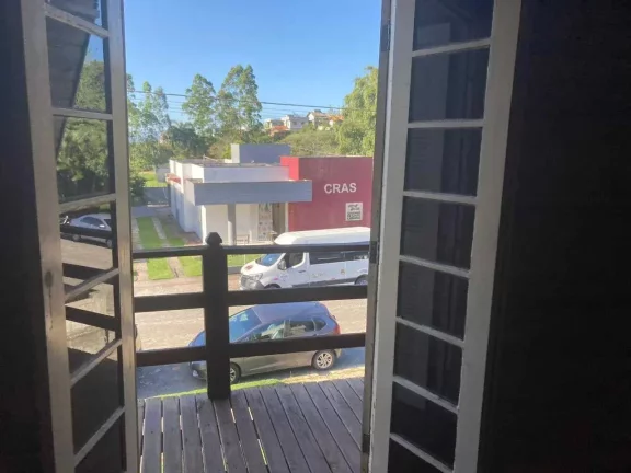 Imagem Casa com 2 dormitórios em Governador Celso Ramos/SC
