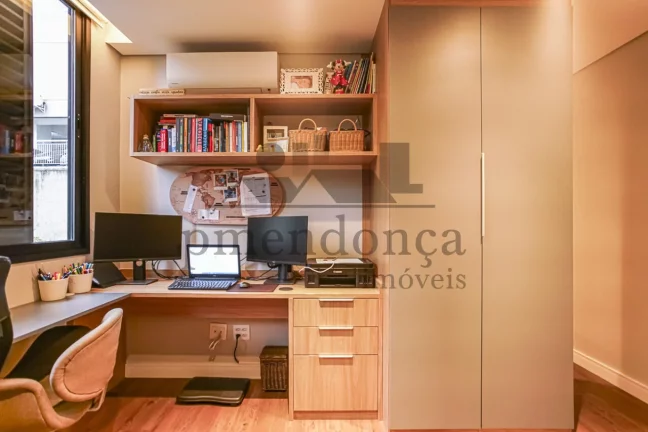 Imagem Apartamento na Pompeia com 87m², 3 quartos( 1 sui­te ) e 2 vagas.