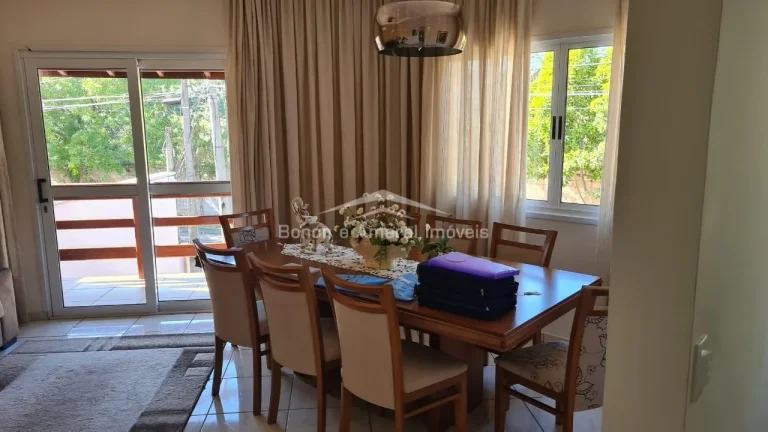 Imagem Casa à venda, Condomínio Tabatinga, Valinhos.

Casa com 3 dormitórios sendo 1 suíte com closet e...