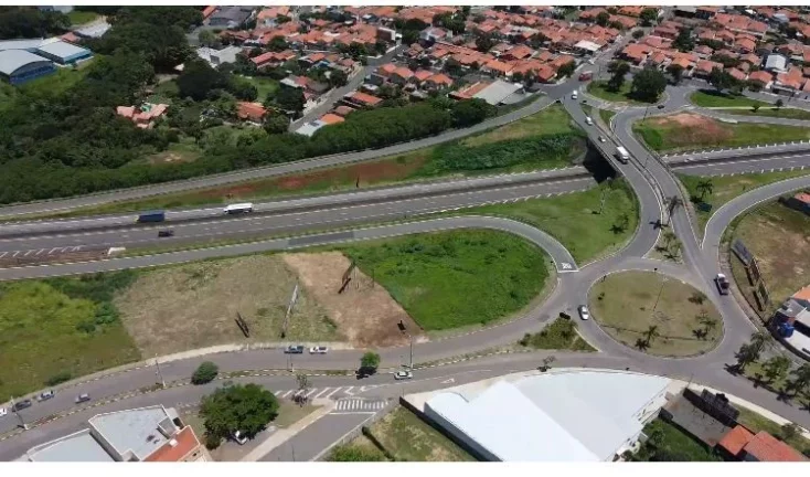 Imagem Área de 1000 metros quadrados no centro de Cerquilho/SP.