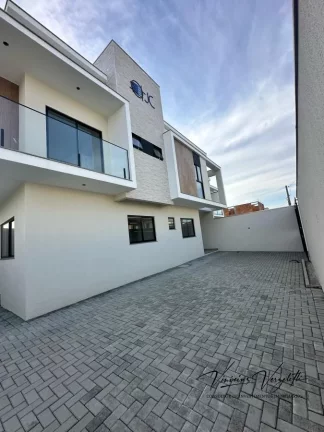 Imagem Casa / Sobrado para Venda em Camboriú / SC no bairro Santa Regina