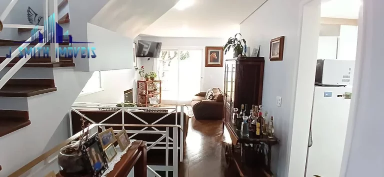 Imagem CASA 4 DORMS, 2 SUÍTES, QUINTAL GRANDE, 4 VAGAS. LAZER NO CONDOMÍNIO