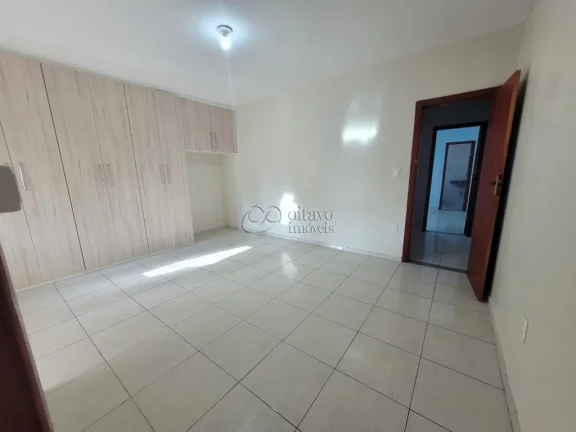 Imagem Imperdível! Casa à venda em Macaé-RJ, bairro Sol E Mar: 3 quartos, 2 suítes, 1 sala, 3 banheiros, 1 vaga, 100m². Confira!