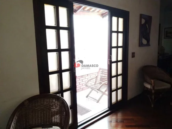 Imagem Sobrado à venda 3 Quartos, 3 Suites, 4 Vagas, 197M², Nova Gerty, São Caetano do Sul - SP