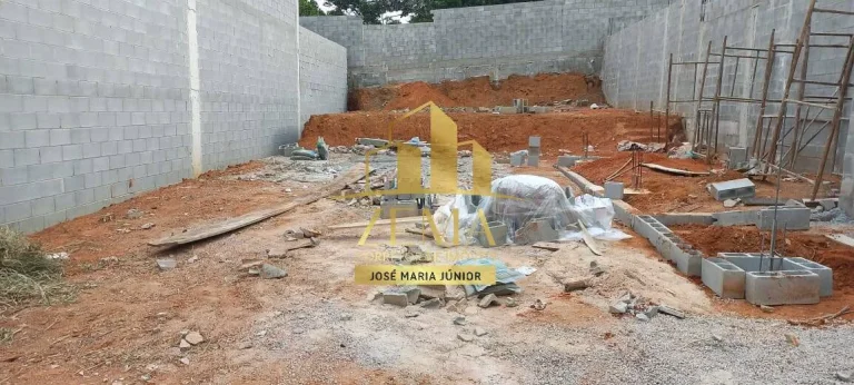 Imagem terreno 308m2,terraplenagem,portões,projeto aprov.,uso misto (com/res)