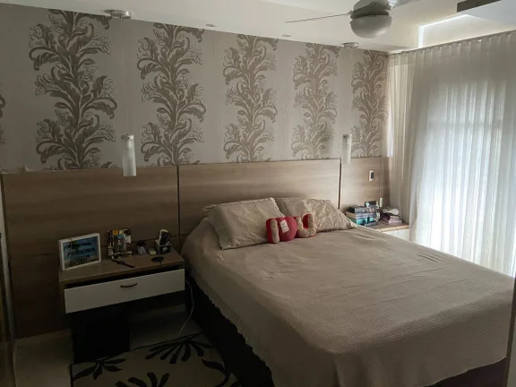 Imagem CASINHA DE BONECA NO JARDIM DE MONET,RECREIO DOS BANDEIRANTES TRIPLEX
