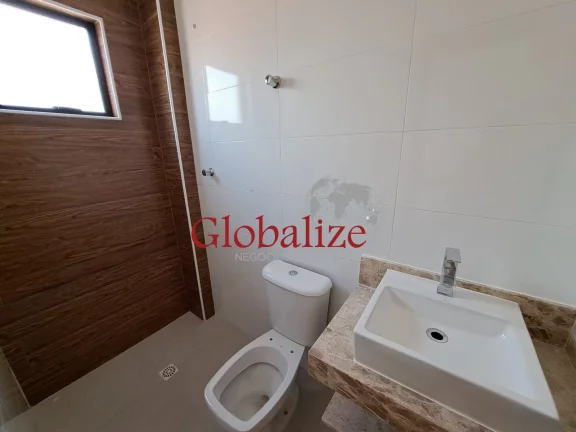 Imagem Sobrado à Venda com 140m², 3 Quartos, Piscina, Churrasqueira por R$1.440.000,00 no bairro da Vila Belmiro em Santos