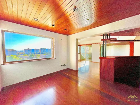 Imagem Apartamento à venda de 214m2 com 4 quartos sendo 2 suítes com 2 vagas em Jundiaí - SP
