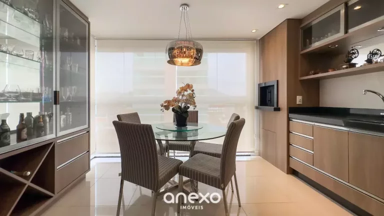 Imagem Apartamento a venda mobiliado em Blumenau com 2 dormitórios sendo uma suíte com 2 vagas.