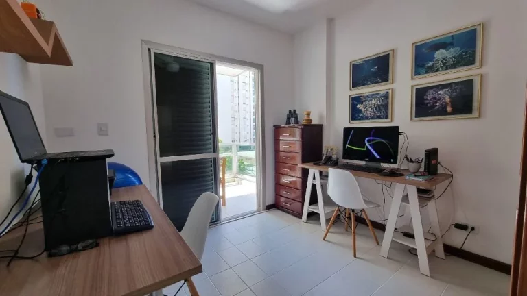 Imagem Apartamento com 3 dormitórios à venda, 140 m² - Pitangueiras - Guarujá/SP