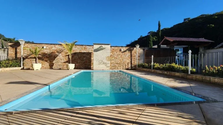 Imagem Casa em Condomínio para Venda em Teresópolis / RJ no bairro Prata