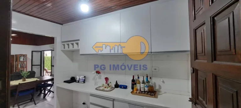 Imagem CASA 3 DORMITÓRIOS NO BALNEÁRIO CANOAS