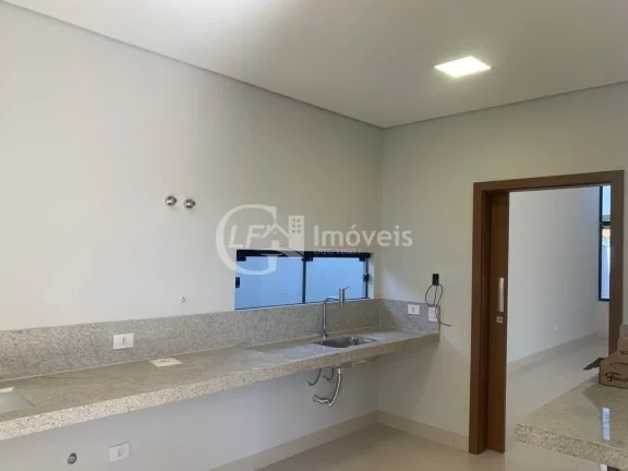Imagem Venda de Casa Impecável em Campo Grande-MS, Bairro Parque Residencial Rita Vieira: 3 Quartos, 1 Suíte, 2 Salas, 2 Banheiros, 2 Vagas de Garagem, 180m².