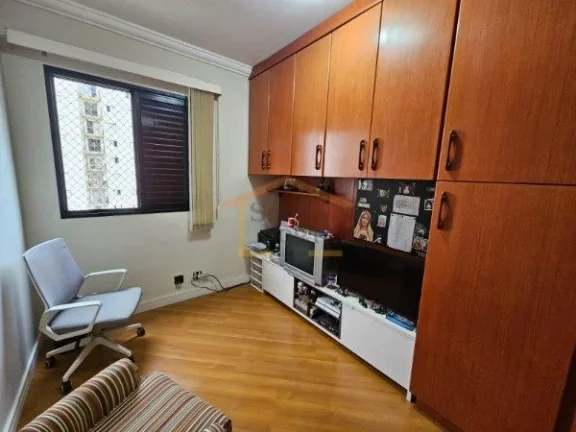 Imagem Apartamento com 2 dormitórios, sendo 1 suite, sala para dois ambientes, varanda, cozinha americana ...