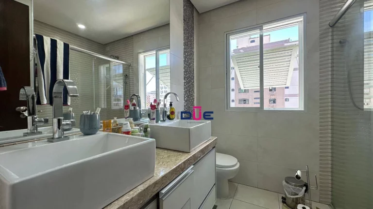 Imagem Apartamento com 3 dormitórios à venda, 125 m² por R$ 795.000 - Gonzaga - Santos/SP