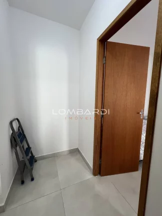Imagem Lindo apartamento pé na areia a venda no Perequê açú
