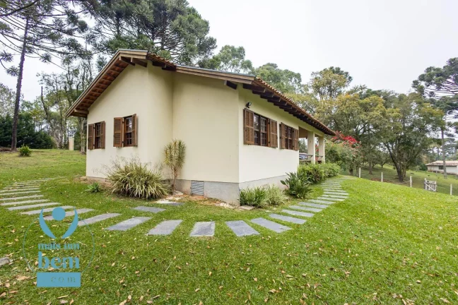 Imagem Belíssima Chácara com 3 dormitórios à venda, 6000 m² por R$ 1.400.000 - Salgadinho - Campo Largo/PR