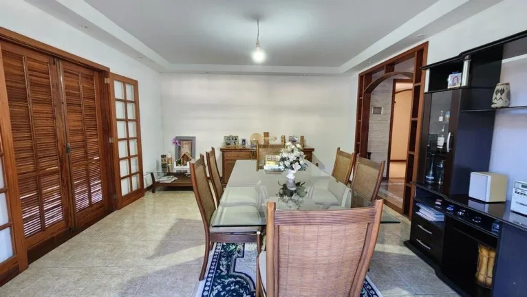 Imagem Casa em Condomínio para Venda em Teresópolis / RJ no bairro Prata
