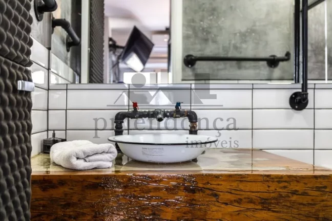 Imagem Vila Madalena Cobertura Duplex com 75m², 1 suíte e 1 vaga.