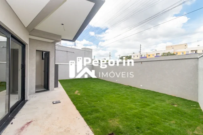 Imagem Sobrado Triplex em Condomínio