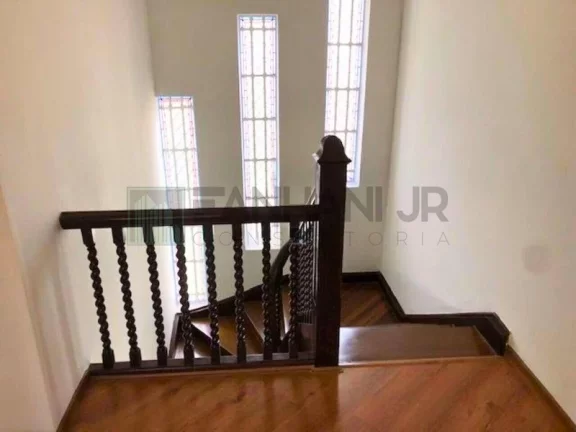 Imagem Casa Comercial de Alto Padrão no Jardim Paulista, São Paulo-SP: 6 Salas, 4 Banheiros, 8 Vagas, 375m² de Área