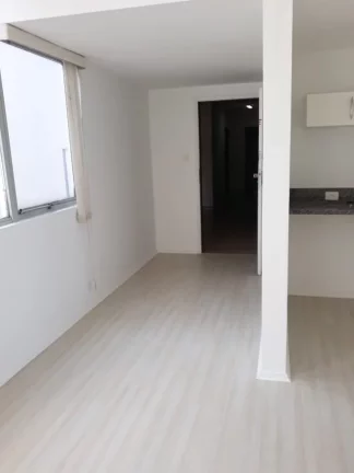 Imagem Sala comercial de 60m² para venda ou locação no Centro de Santo André-SP! Confira!