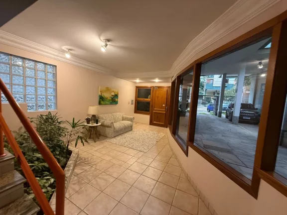 Imagem Cobertura à venda em Porto Alegre, Jardim Botânico, com 3 quartos, 230m2