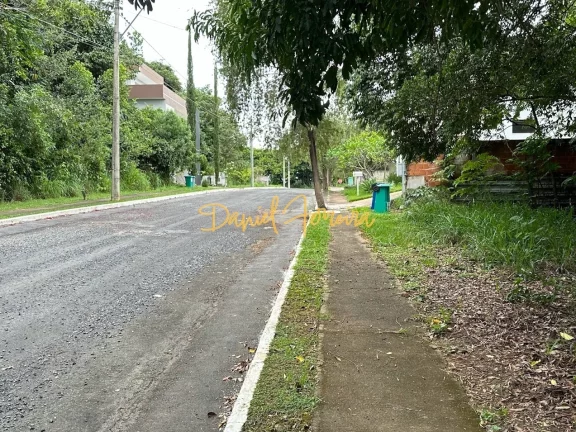 Imagem Lote em Aclive - Travessa Poço Azul - Condomínio Santa Monica - DF