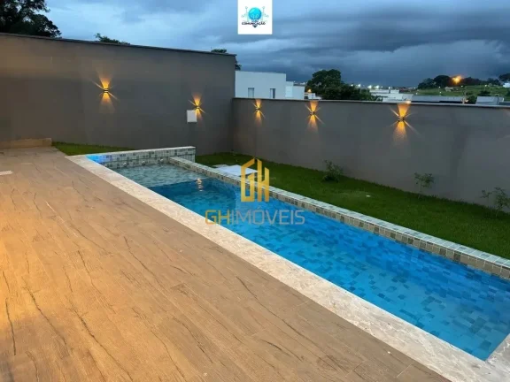 Imagem Casa com 4 quartos no Condomínio Vale Verde, com 260m² de área construída possui:

- Sala;
- 04 ...