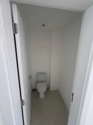 Imagem Sobrado com 3 suítes e 3 vagas e piscina privativa no bairro São Francisco de Assis, em Camboriú/SC