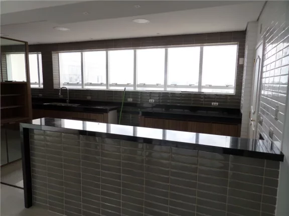 Imagem Apartamento alto padrão - 1º pavimento - 3 suítes, sendo uma master (todas com ar), sala e dormit...