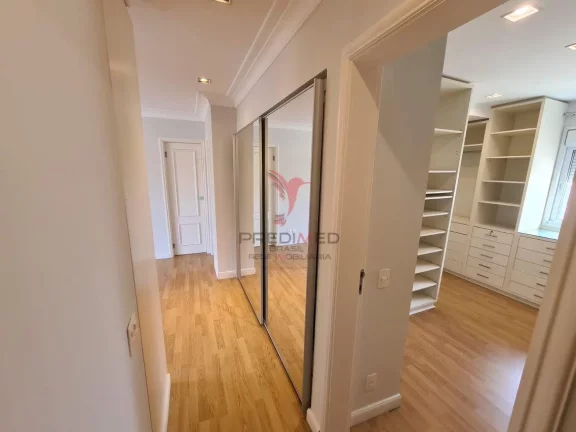 Imagem Apartamento de 3 Suites e 5 Vagas de Garagem em Campo Belo,