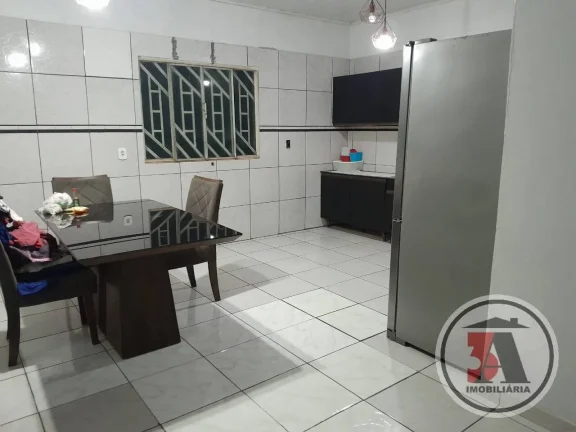 Imagem Casa 3 dormitórios c/ 120m2 construção