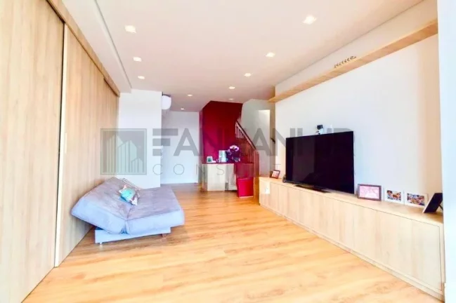 Imagem Apartamento de luxo na Vila Progredior, São Paulo-SP: 2 quartos, 2 suítes, 3 salas e 3 vagas de garagem.