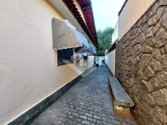 Imagem Casa 5 Quartos, Piscina e Terraço - Terreno De 372 m² = Campo Grande