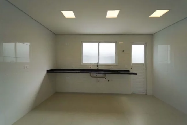 Imagem Apartamento à Venda em Guilhermina, Praia Grande - SP