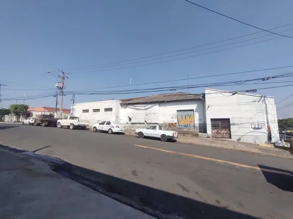 Imagem Barracão comercial com 1489m² com localização em umas das principais avenidas com proximidades a...